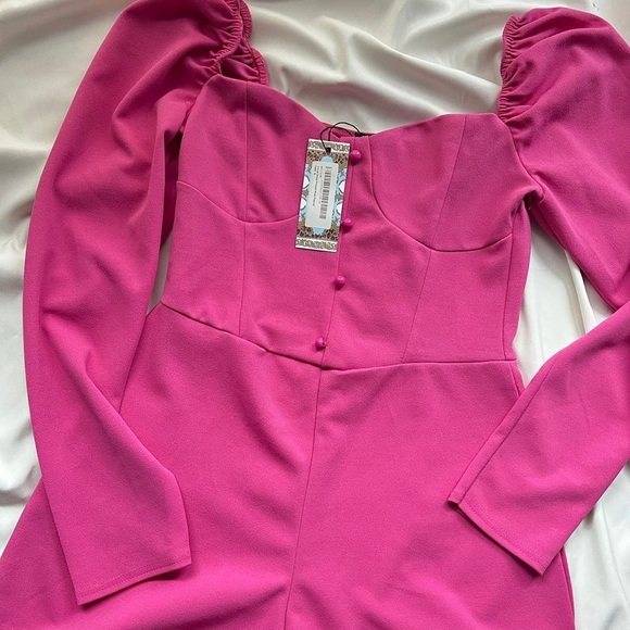 NWT Boohoo Pink Romper - Picture 2 of 3